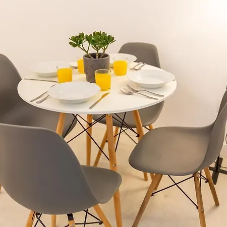 Apartament Canasteros !
